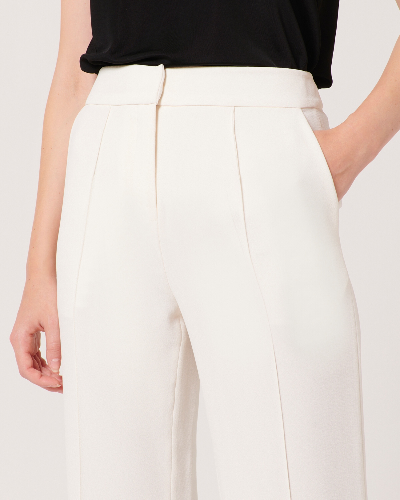 Pantalon Pervenche Pantalon large en cr&ecirc;pe &eacute;cru ZAPA