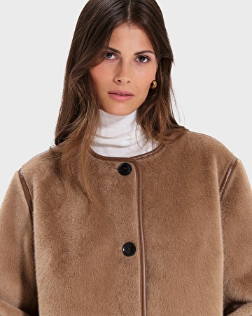 Manteau Mahona Manteau long en fausse fourrure camel ZAPA