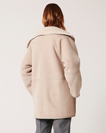 Manteau Maya Manteau en peau lain&eacute;e &eacute;cru ZAPA