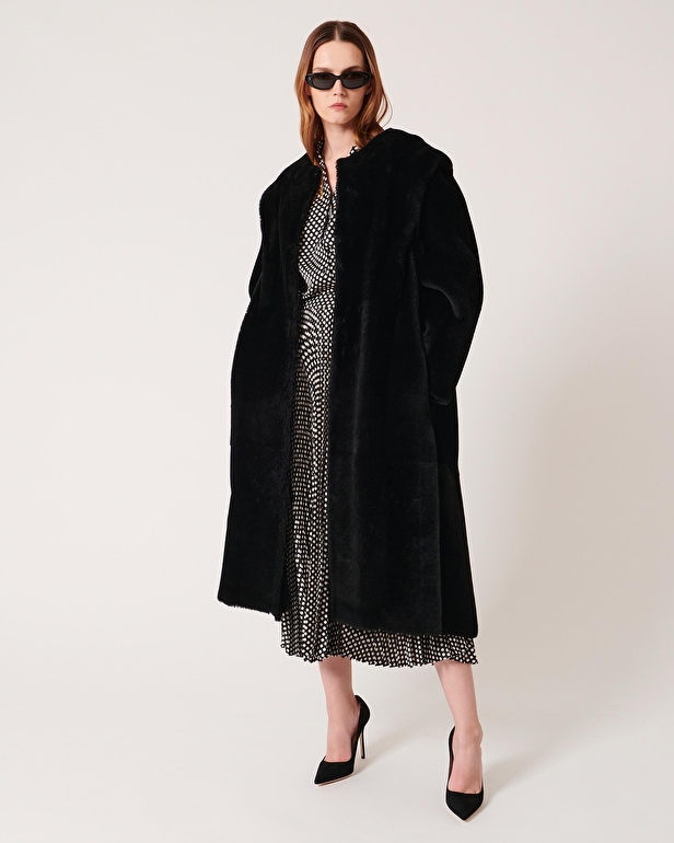 Manteau Malcolm Manteau en peau lain&eacute;e noir ZAPA