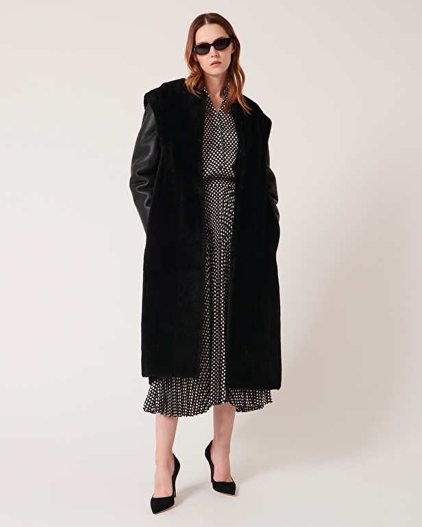 Manteau Malcolm Manteau en peau lain&eacute;e noir ZAPA