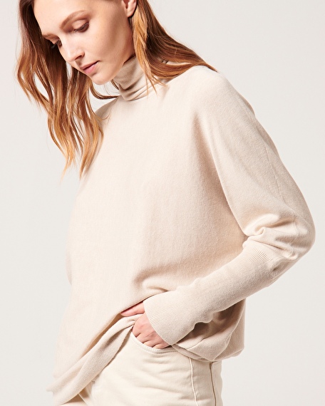 Pull pruna pull col roul&eacute; beige zapa