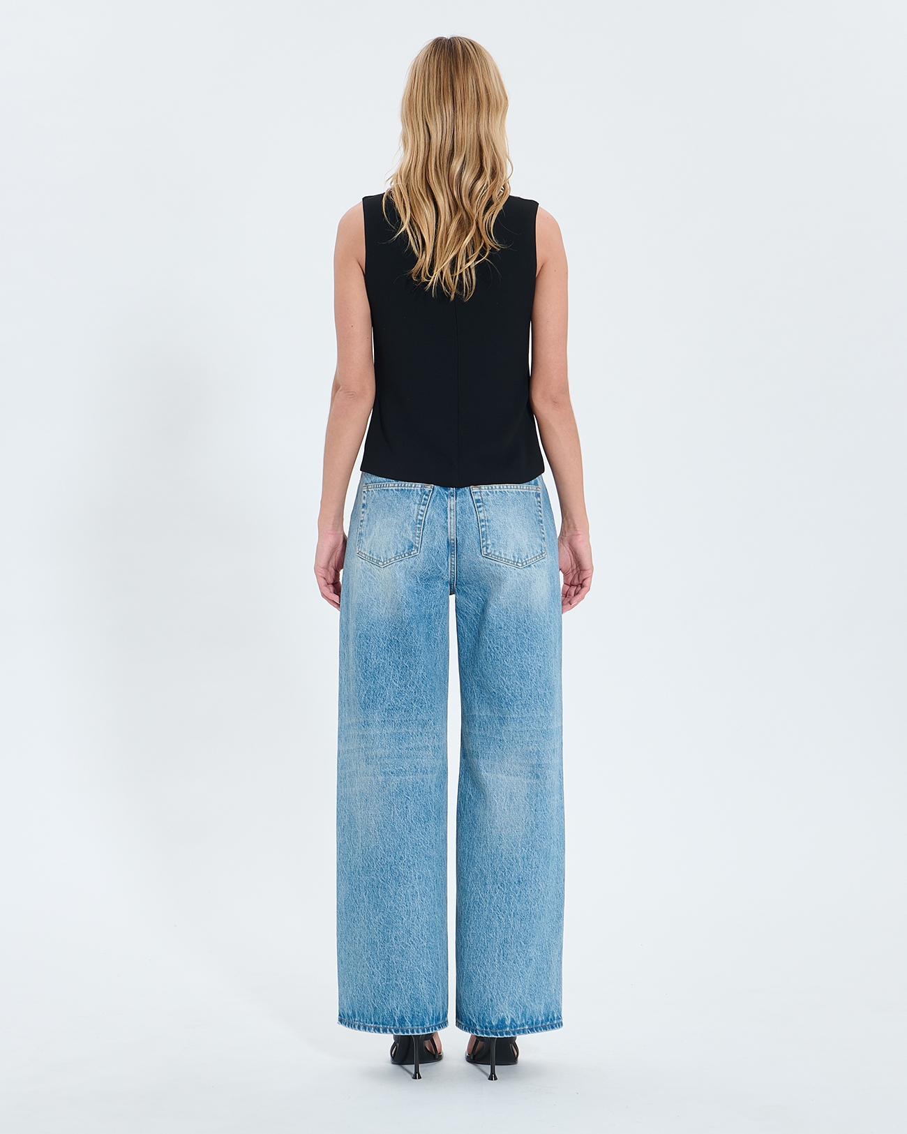 Top Thea Top ajust&eacute; noir ZAPA