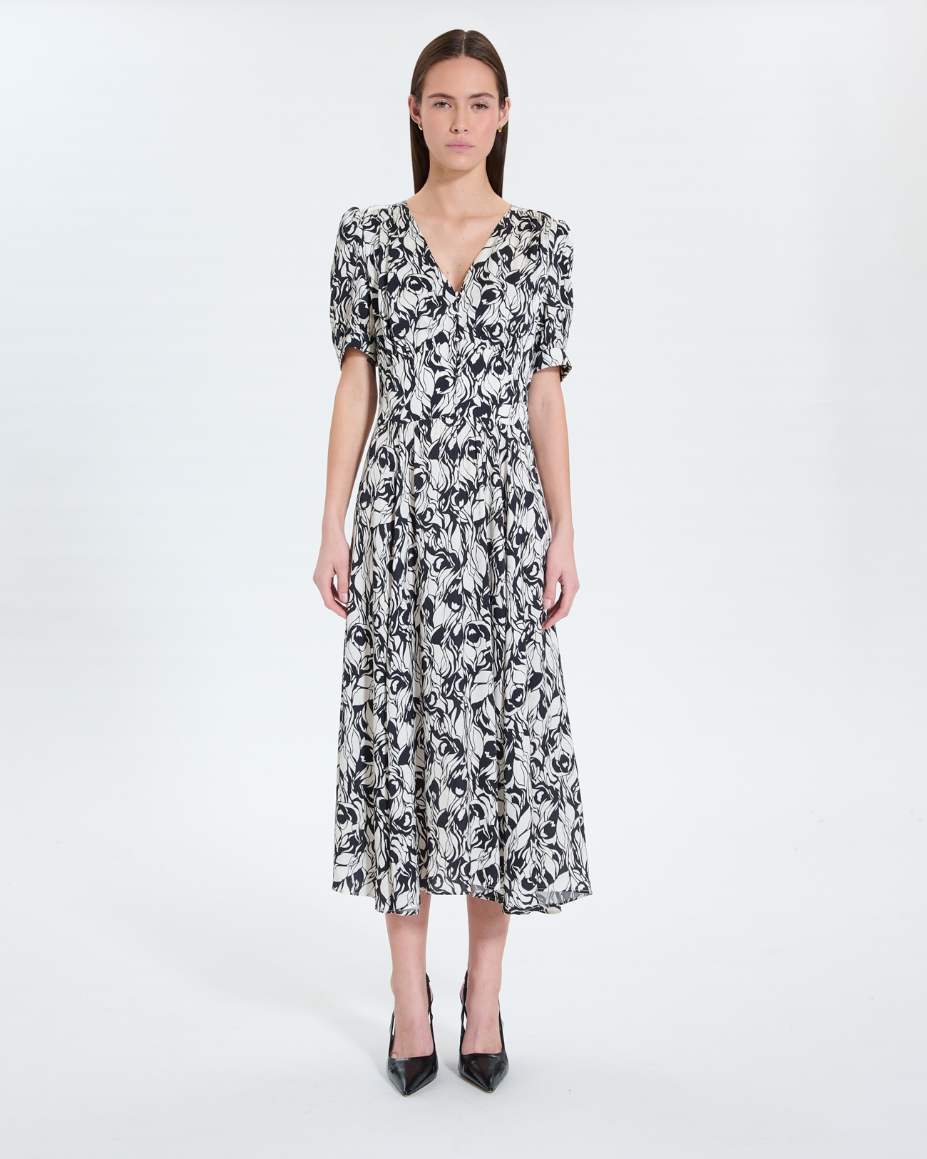 Robe Rafinita Robe longue &eacute;vas&eacute;e &agrave; imprim&eacute; floral ZAPA