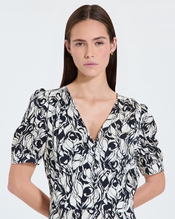 Robe Rafinita Robe longue &eacute;vas&eacute;e &agrave; imprim&eacute; floral ZAPA