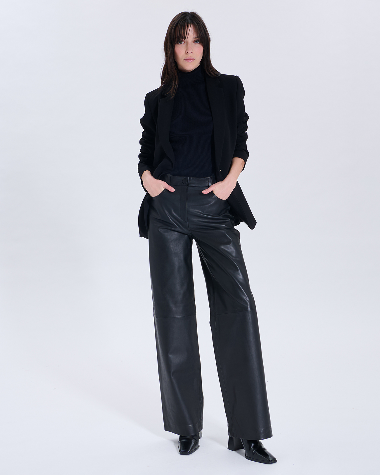 Pantalon Priscille Pantalon Priscille noir en cuir ZAPA