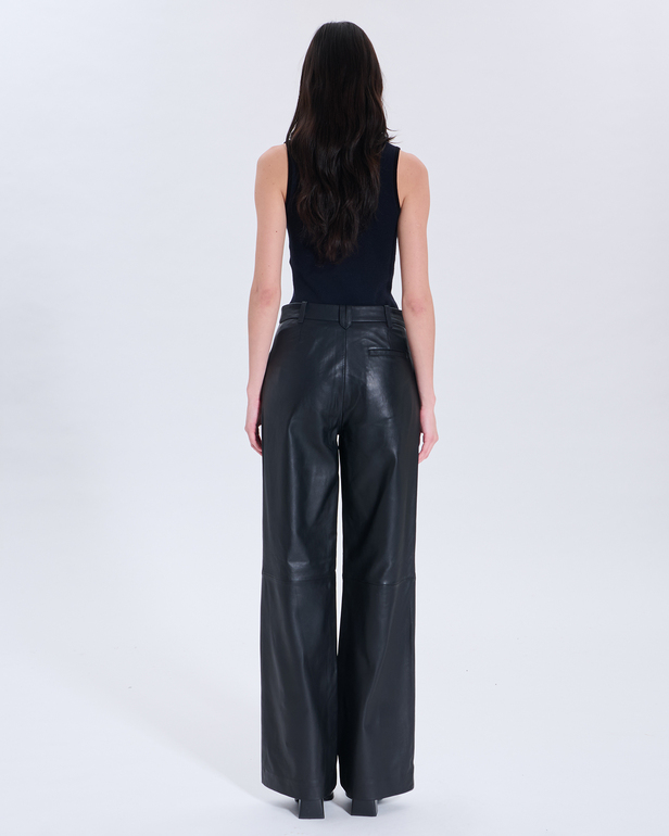 Pantalon Priscille Pantalon Priscille noir en cuir ZAPA