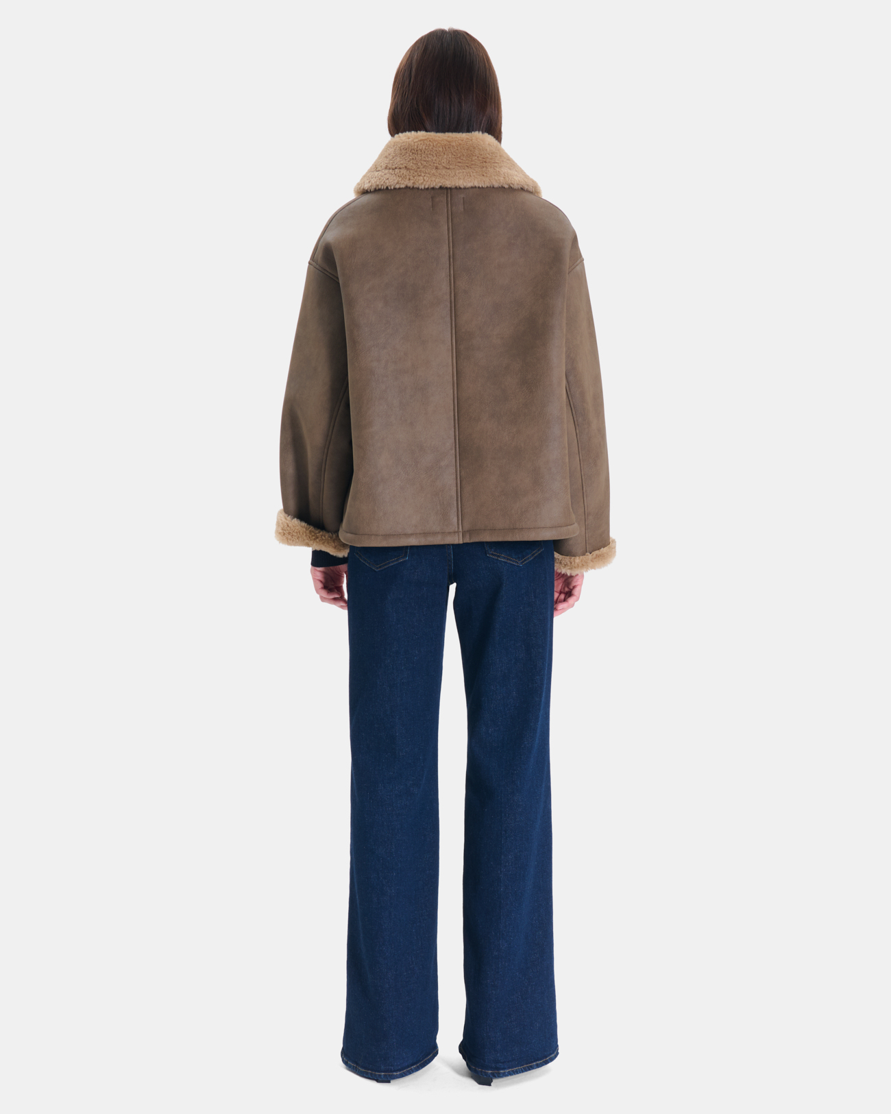 Blouson Brady Veste courte en su&eacute;dine kaki &agrave; col effet peau lain&eacute;e ZAPA