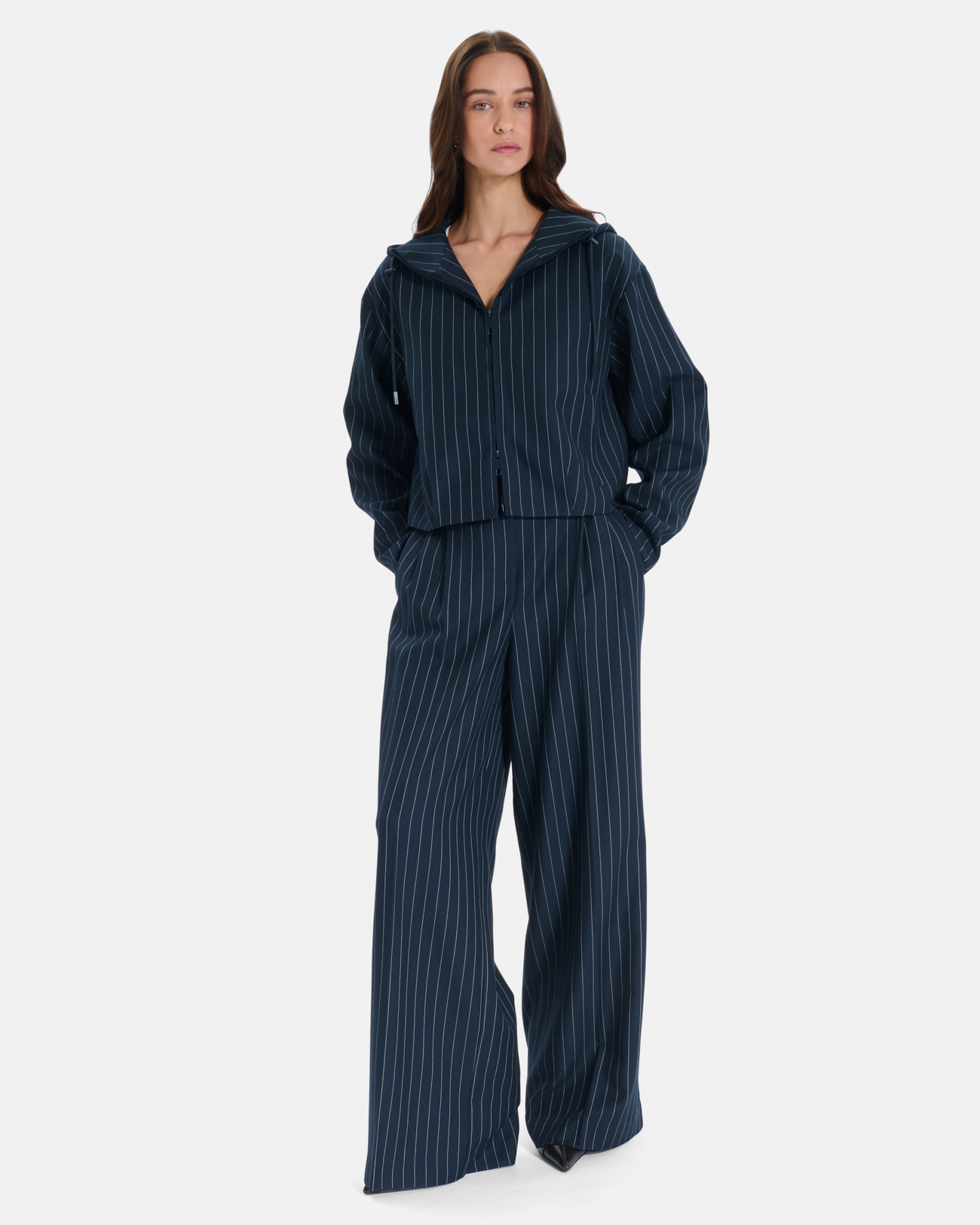 Blouson Blake Blouson court &agrave; capuche bleu marine ray&eacute; ZAPA