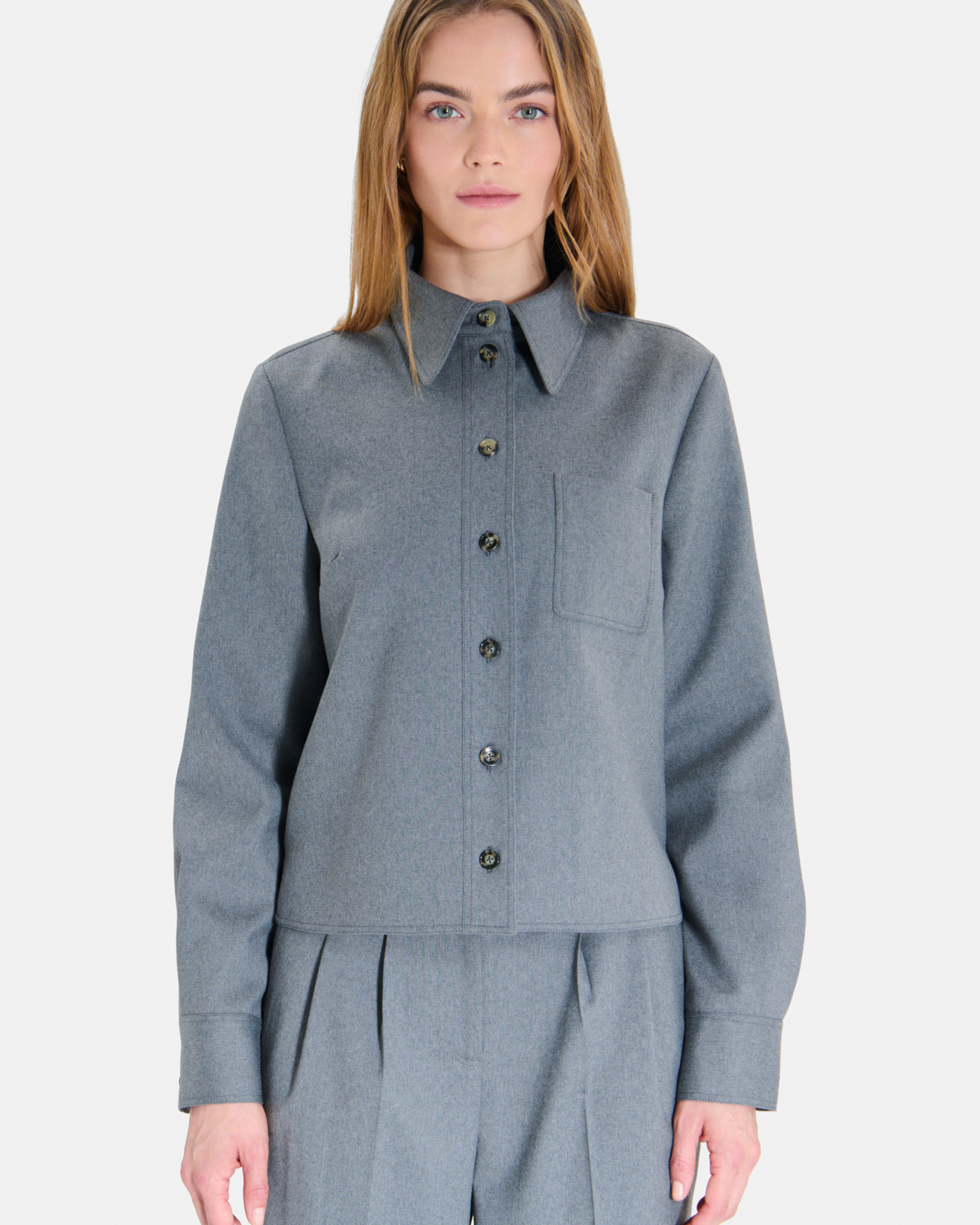 Chemise Conie Chemise grise moderne &agrave; col classique ZAPA