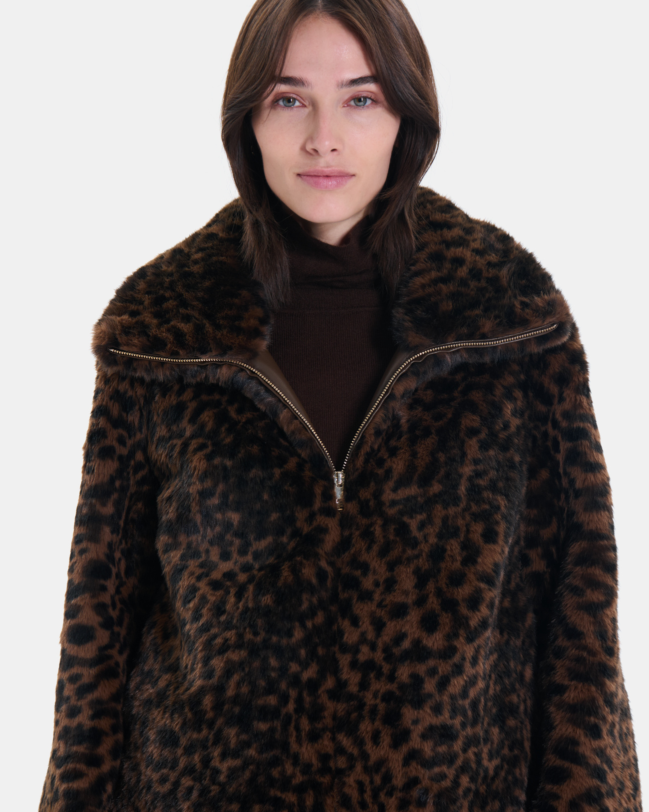 Manteau Mia Manteau court zipp&eacute; imprim&eacute; l&eacute;opard ZAPA