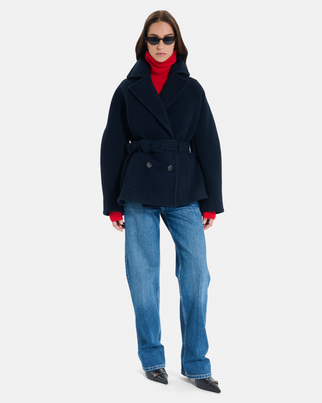 Manteau Madeleine Manteau court ceintur&eacute; en laine noire ZAPA