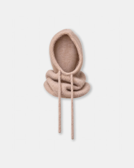 Bonnet betty cagoule ajust&eacute;e beige zapa