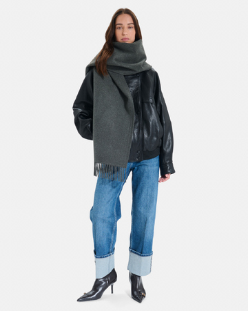 Echarpe Elise Écharpe unie en laine taupe à franges ZAPA