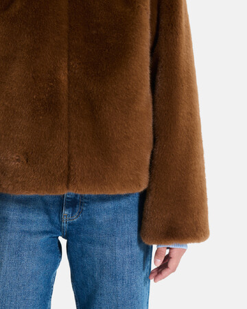 Manteau Mia Manteau court zippé couleur tabac ZAPA