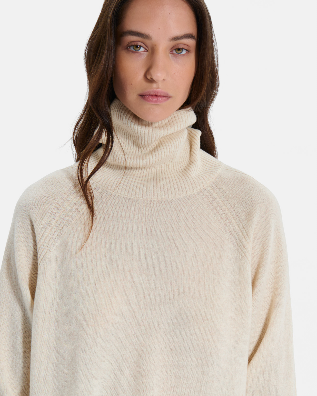 Pull Paco Pull &agrave; col montant en cachemire beige ZAPA