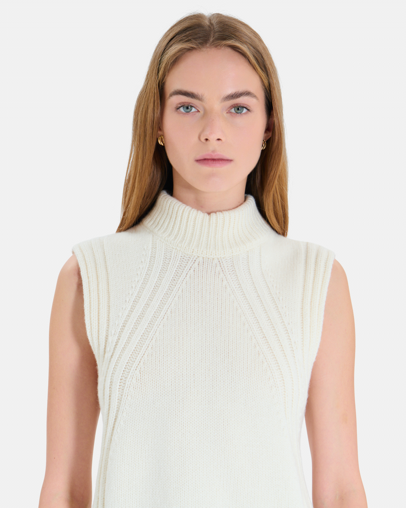Pull Nina Pull sans manches &eacute;cru en laine ZAPA