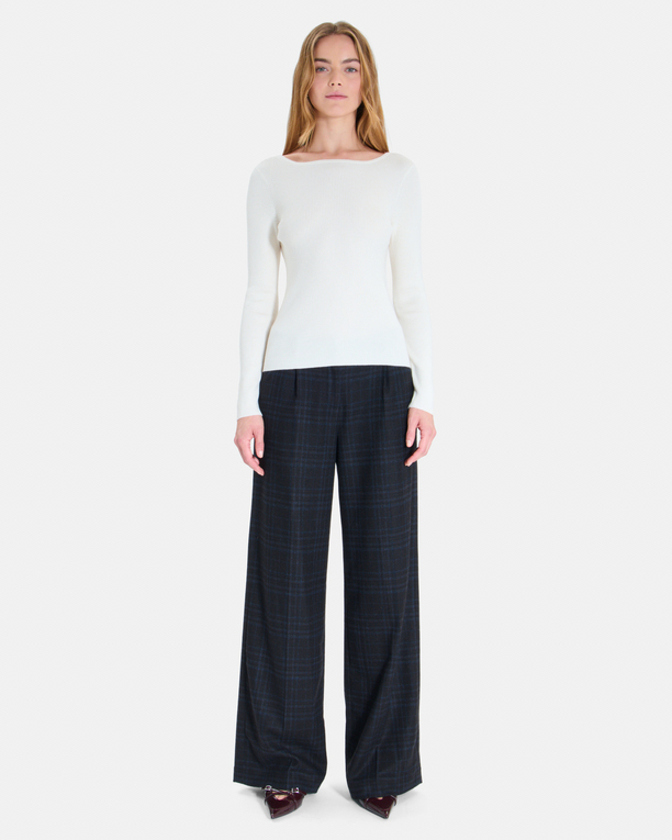 Pull Pomela Pull dos col V crème coupe ajustée ZAPA